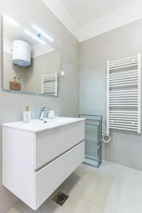 Apartments Tatjana II Cres Εξωτερικό φωτογραφία